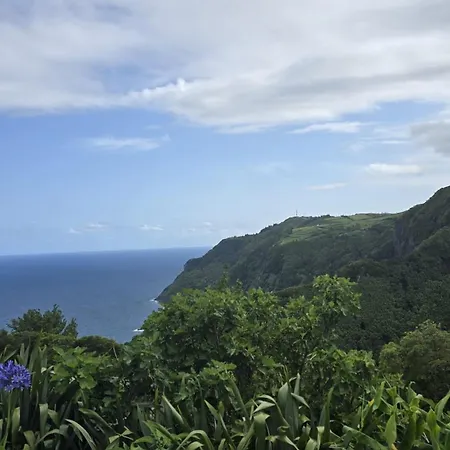 Baia Do Porto Lajes * Lajes das Flores