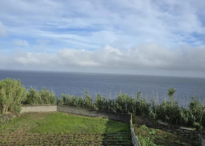 Baia Do Porto Lajes * Lajes das Flores